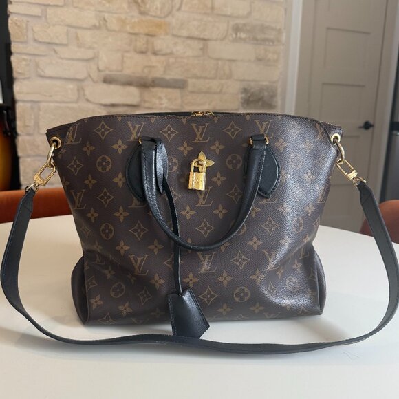 Louis Vuitton Monogram Flower Zipped Tote - MM size in Black Leather/trim - Picture 1 of 16
